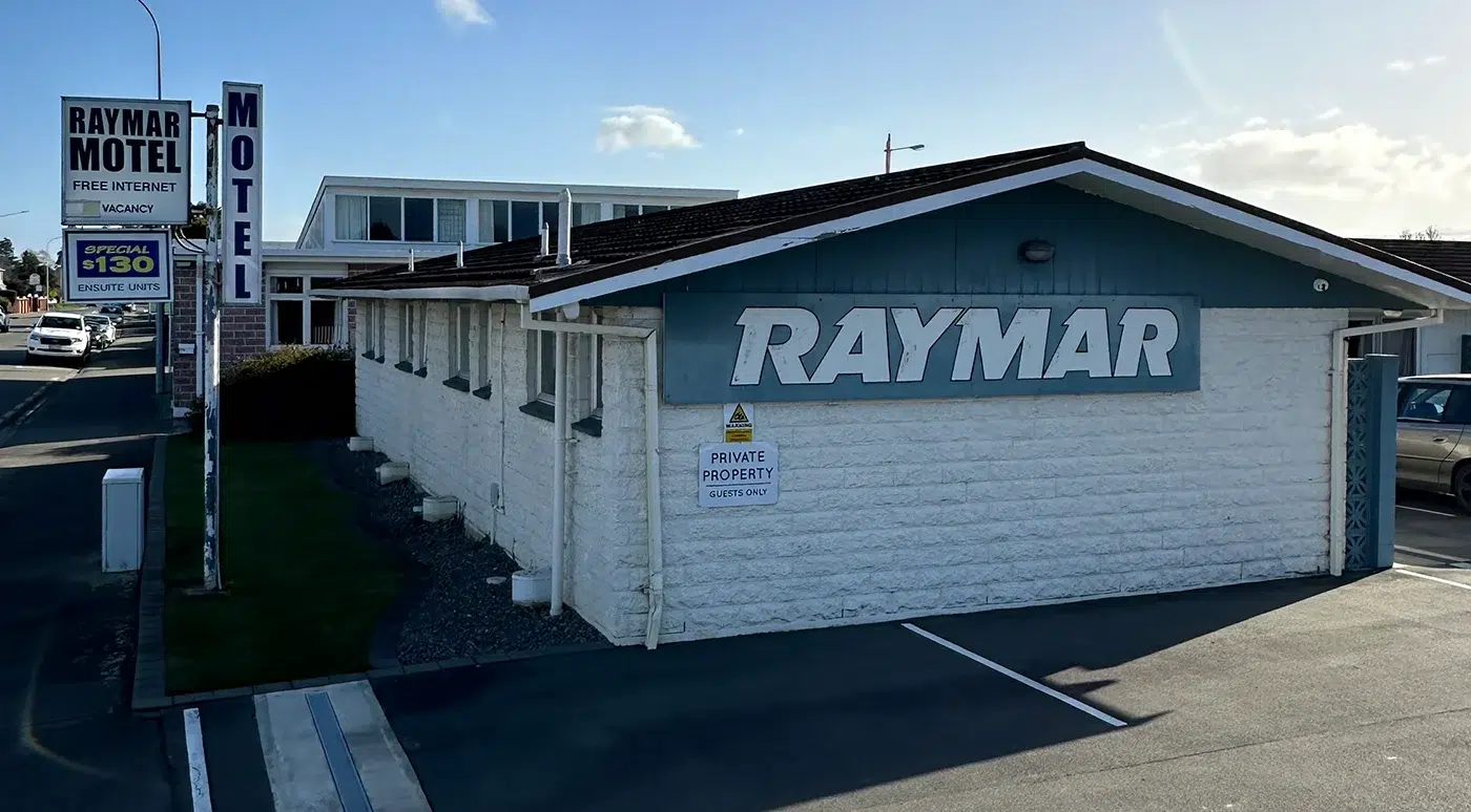 Raymar motor inn